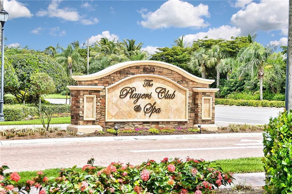 8069 Players Cove Dr 101, Naples, FL 34113-34