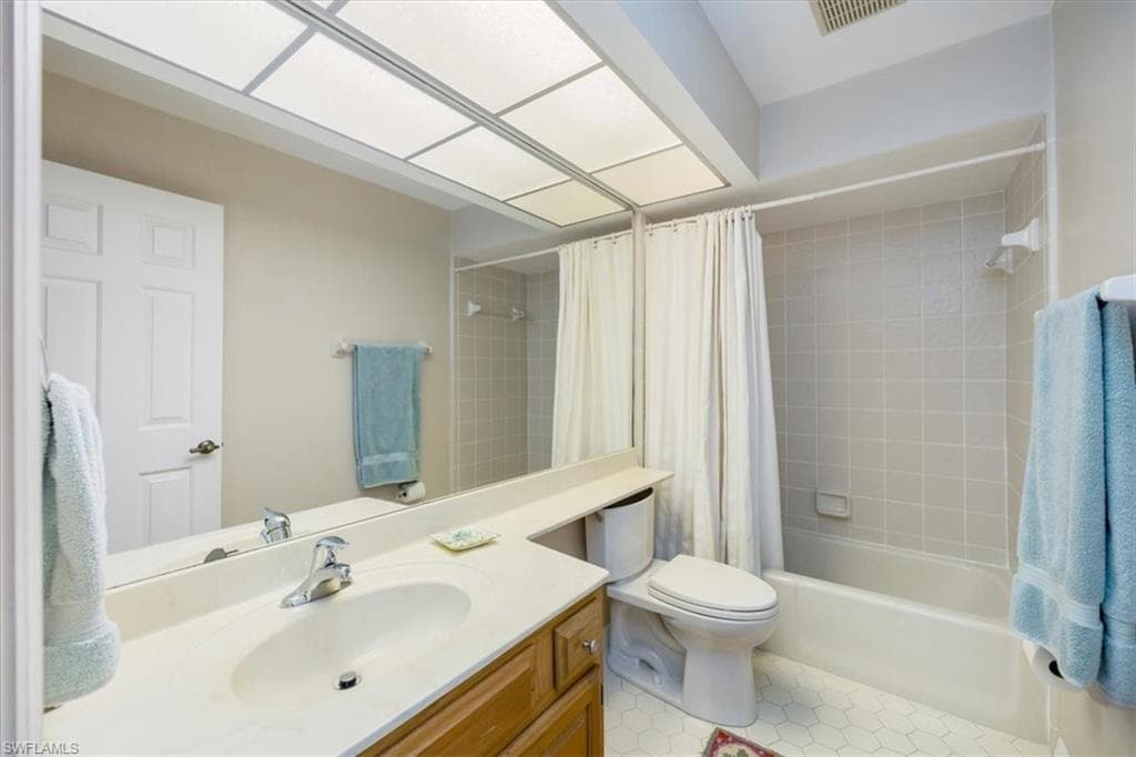 2102 Buckingham Ln U4, Naples, FL 34112-17