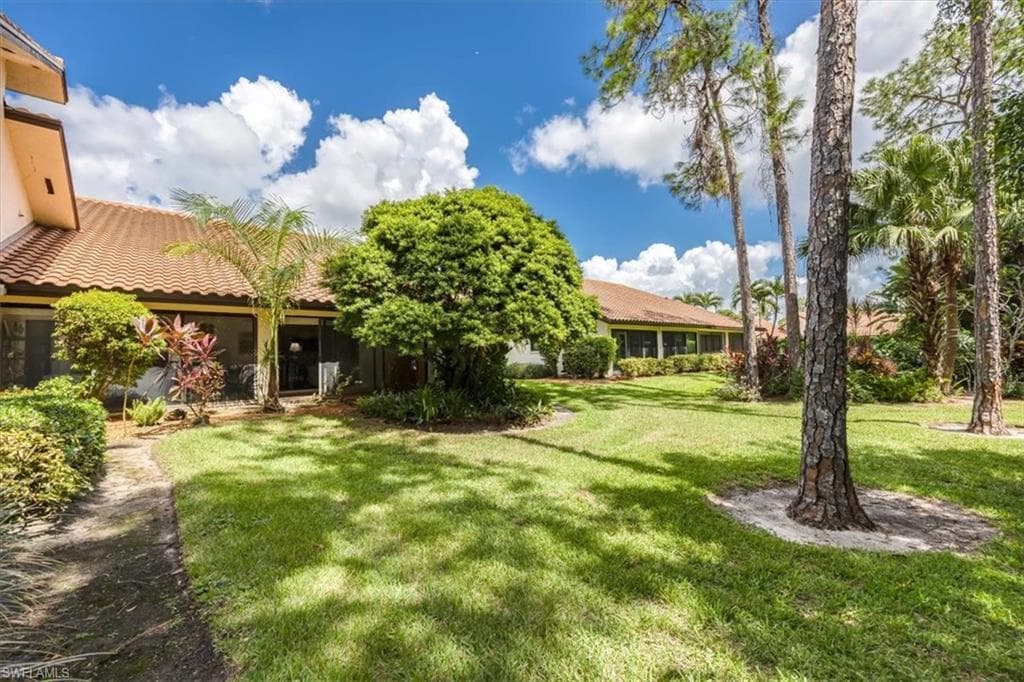 2102 Buckingham Ln U4, Naples, FL 34112-22