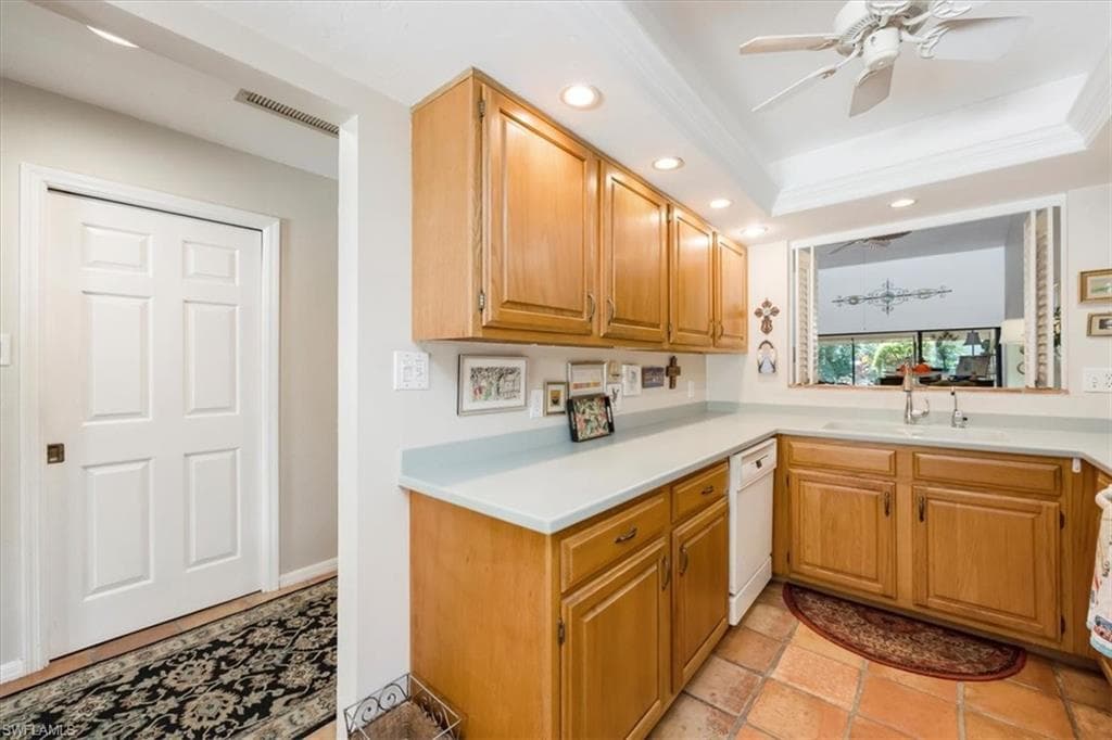 2102 Buckingham Ln U4, Naples, FL 34112-6