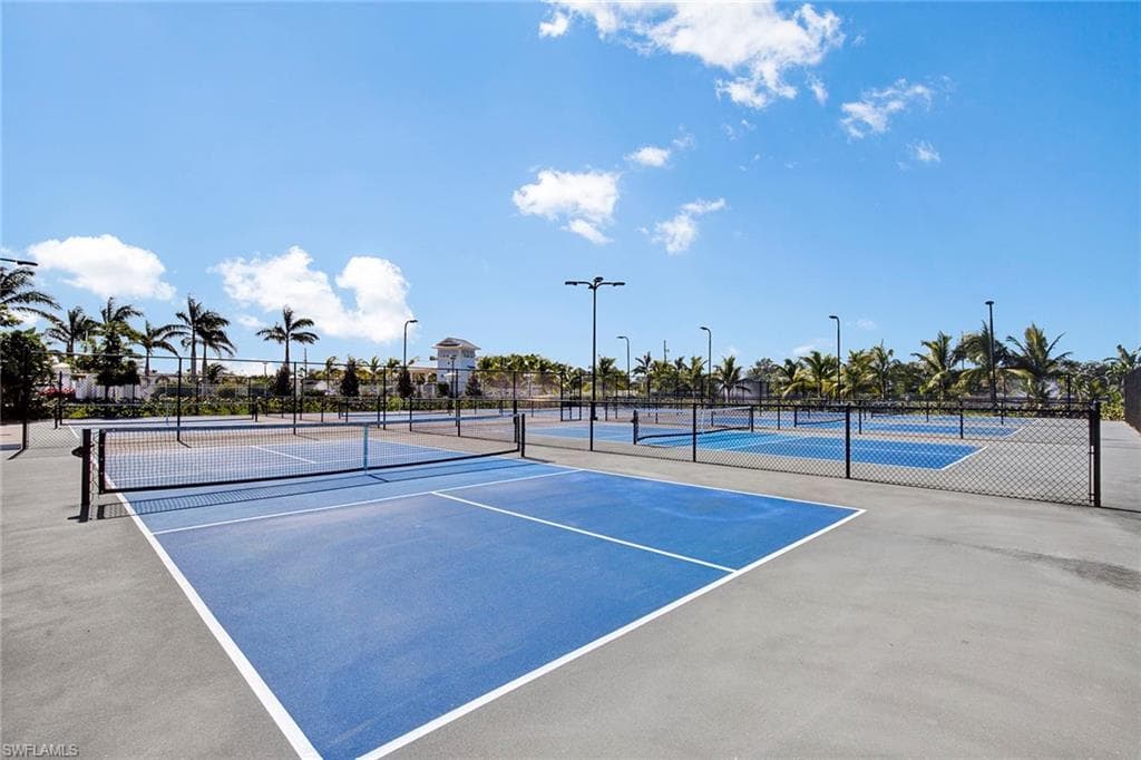 28419 Captiva Shell Loop, Bonita Springs, FL 34135-36