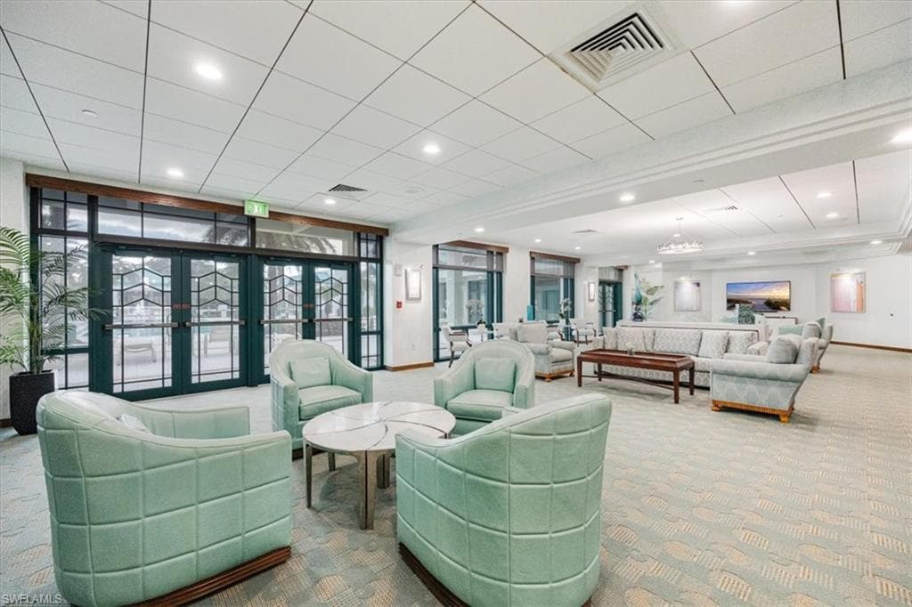7515 Pelican Bay Blvd 14a, Naples, FL 34108-29