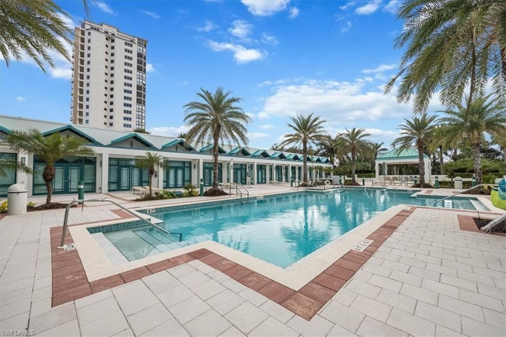 7515 Pelican Bay Blvd 14a, Naples, FL 34108-37