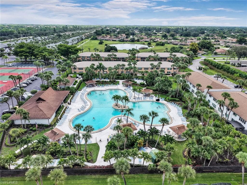 3676 Arctic Cir 112, Naples, FL 34112-22