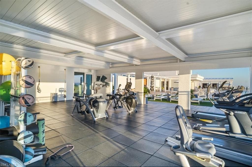 13915 Old Coast Rd 301, Naples, FL 34110-39