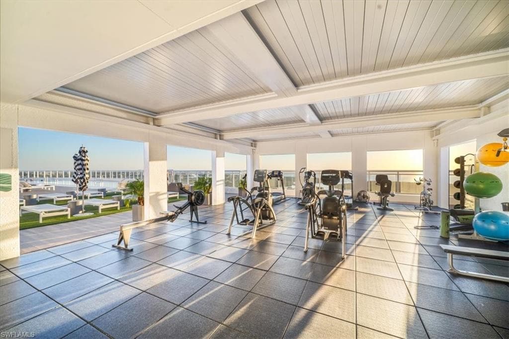 13915 Old Coast Rd 301, Naples, FL 34110-41