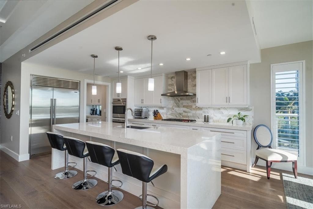 13915 Old Coast Rd 301, Naples, FL 34110-4