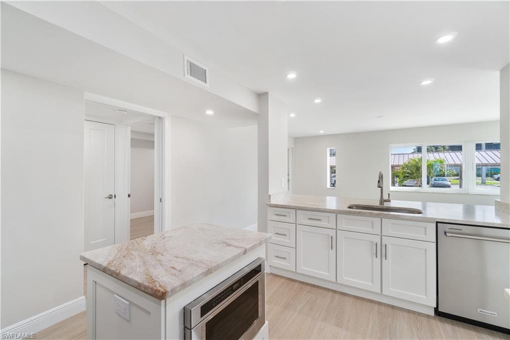 25900 Hickory Blvd 101, Bonita Springs, FL 34134-12