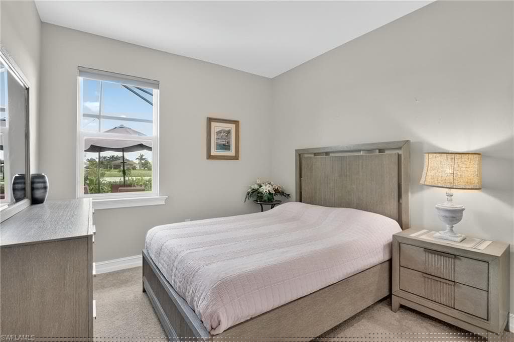 18725 Lake Hammock Dr, Naples, FL 34114-19