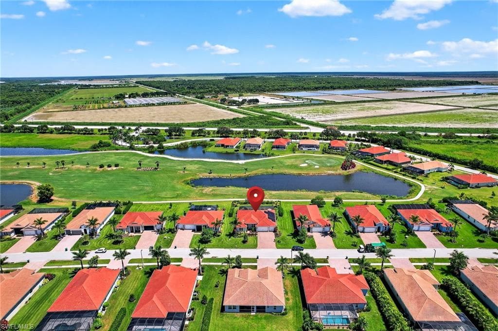 18725 Lake Hammock Dr, Naples, FL 34114-31