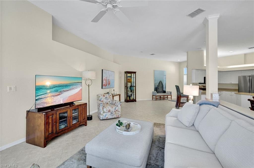 10320 Cape Roman Rd 101, Bonita Springs, FL 34135-4