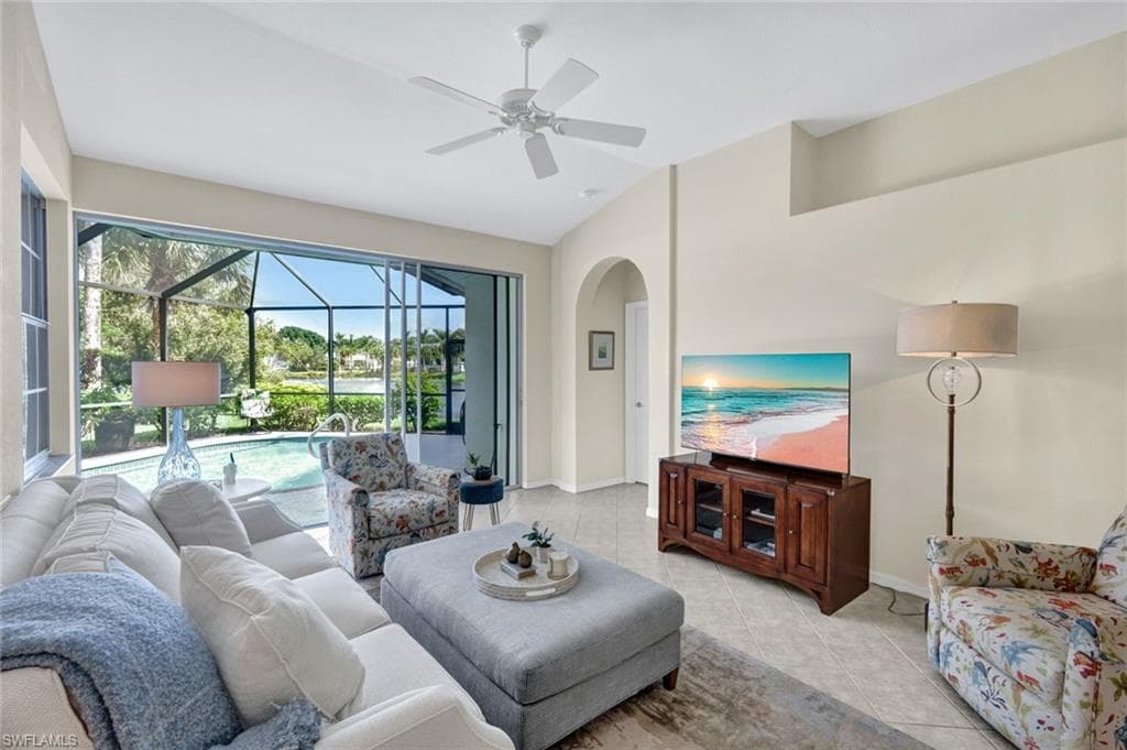 10320 Cape Roman Rd 101, Bonita Springs, FL 34135-5