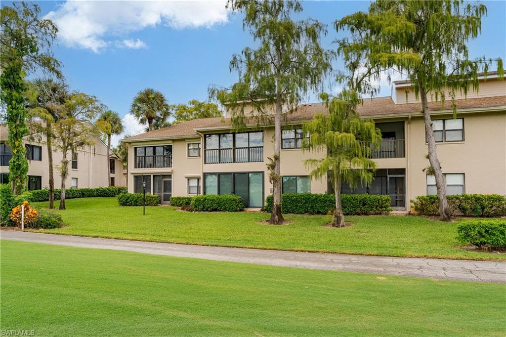 222 Foxtail Ct, Naples, FL 34104-23