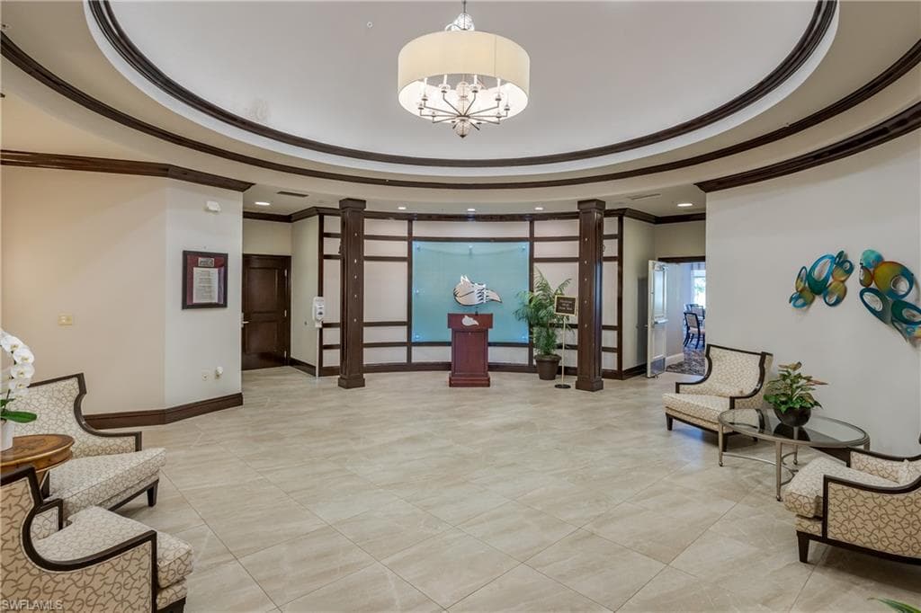 222 Foxtail Ct, Naples, FL 34104-34