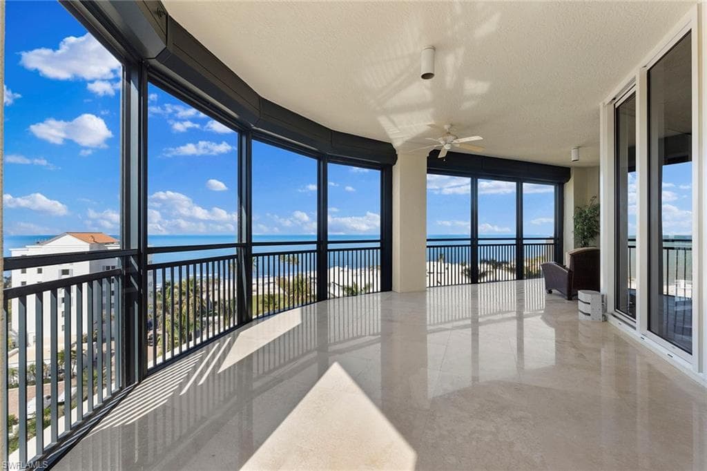 81 Seagate Dr 801, Naples, FL 34103-9
