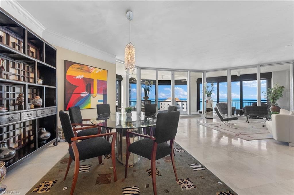 81 Seagate Dr 801, Naples, FL 34103-12