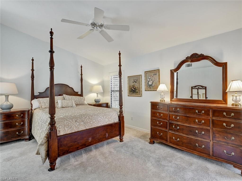 241 Saint James Way, Naples, FL 34104-15