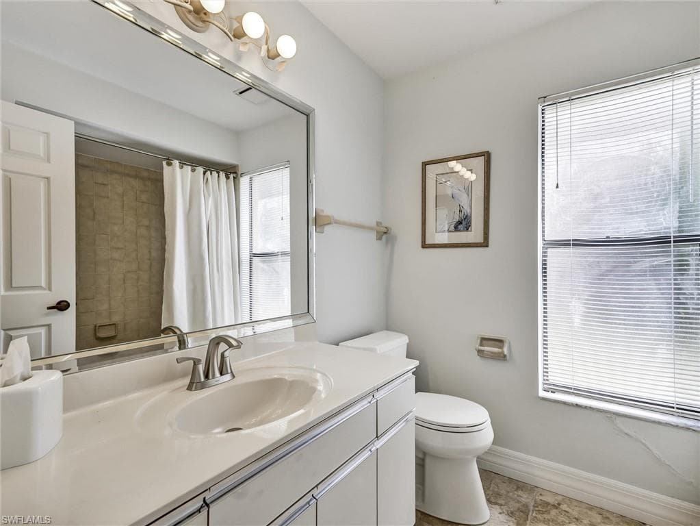 241 Saint James Way, Naples, FL 34104-19