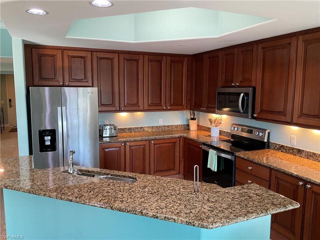 975 Sandpiper St A204, Naples, FL 34102-14