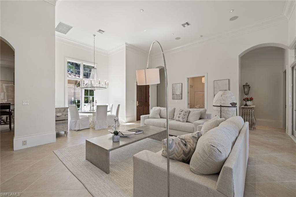 15655 Villoresi Way, Naples, FL 34110-16