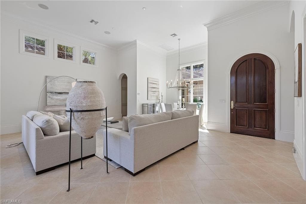 15655 Villoresi Way, Naples, FL 34110-17