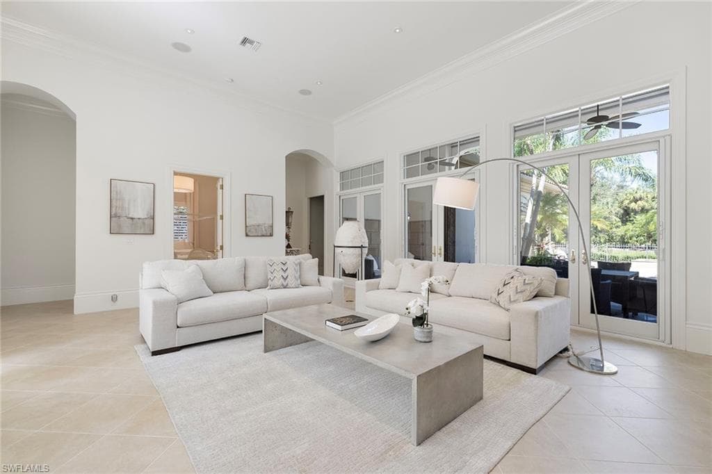 15655 Villoresi Way, Naples, FL 34110-2