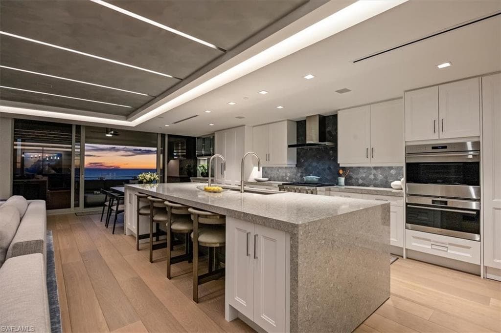 6897 Grenadier Blvd 1701, Naples, FL 34108-9