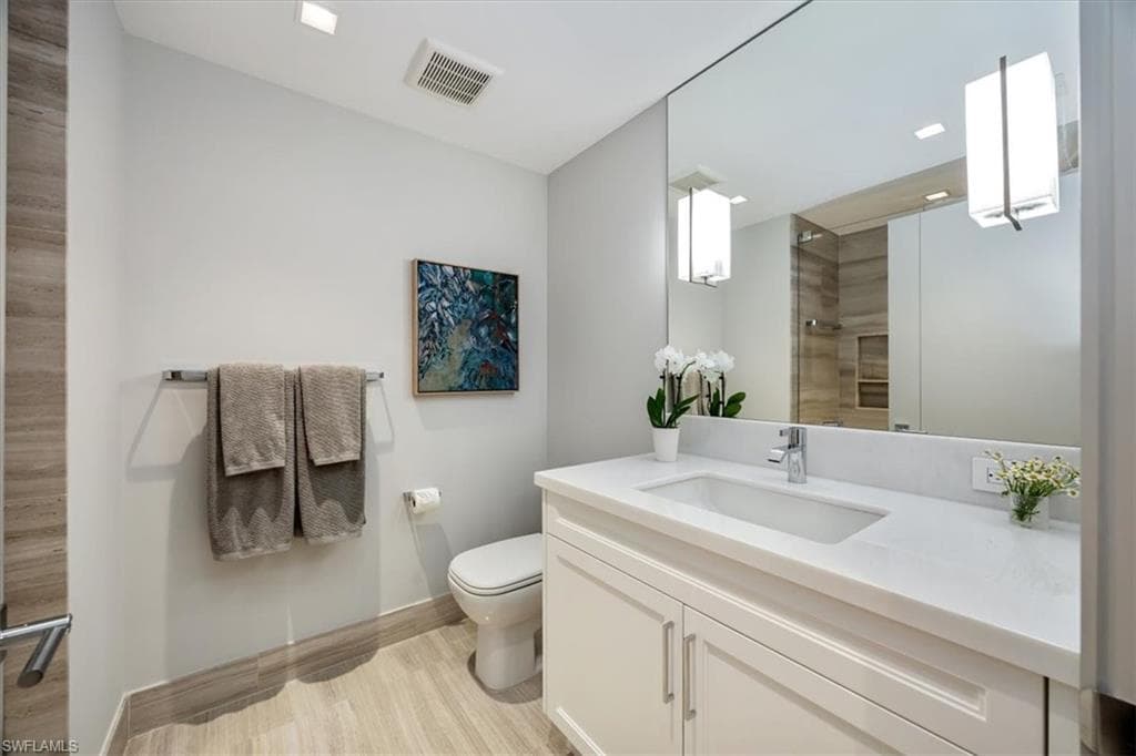 6897 Grenadier Blvd 1701, Naples, FL 34108-32