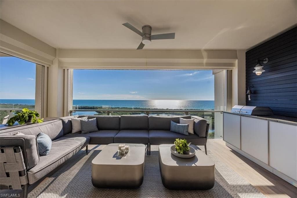 6897 Grenadier Blvd 1701, Naples, FL 34108-2