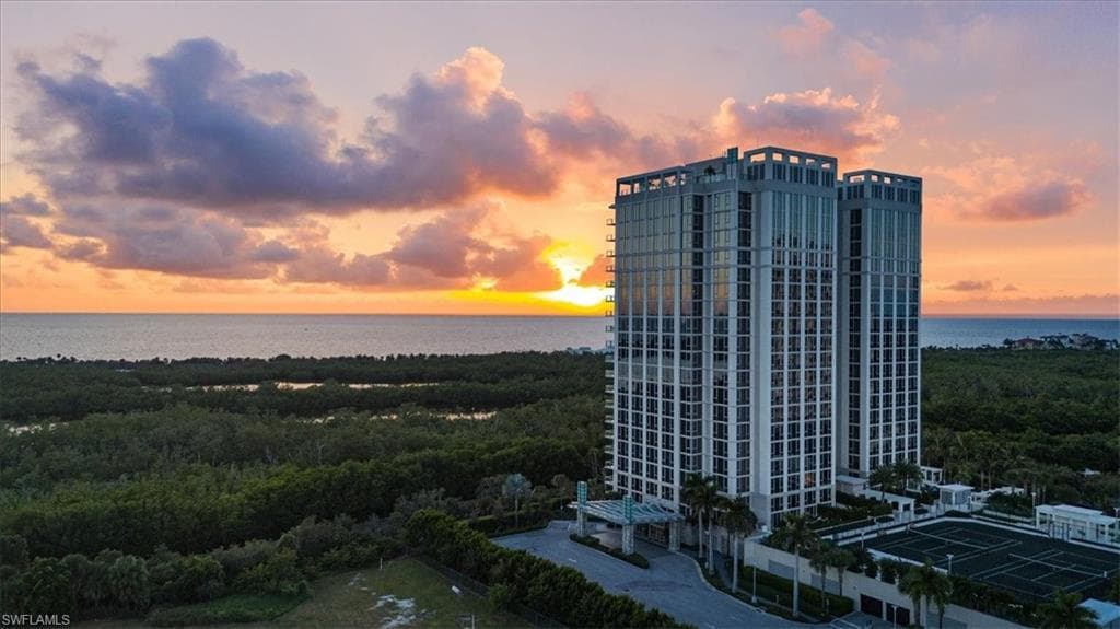 6897 Grenadier Blvd 1701, Naples, FL 34108-49