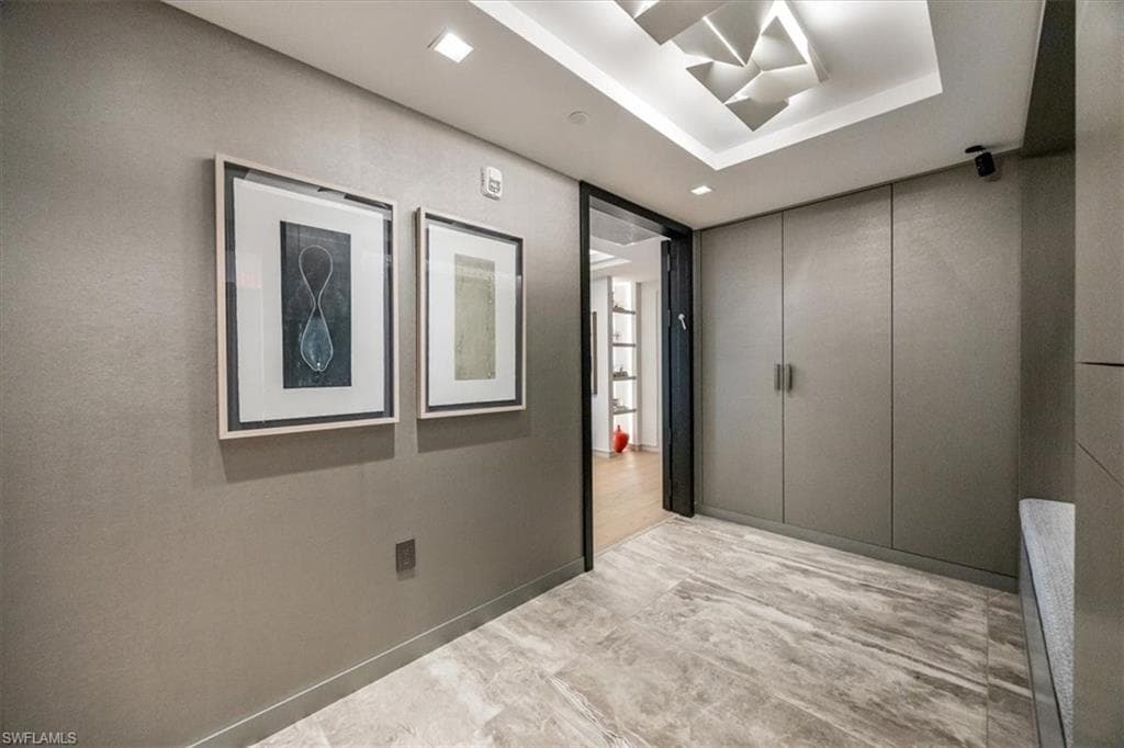 6897 Grenadier Blvd 1701, Naples, FL 34108-6