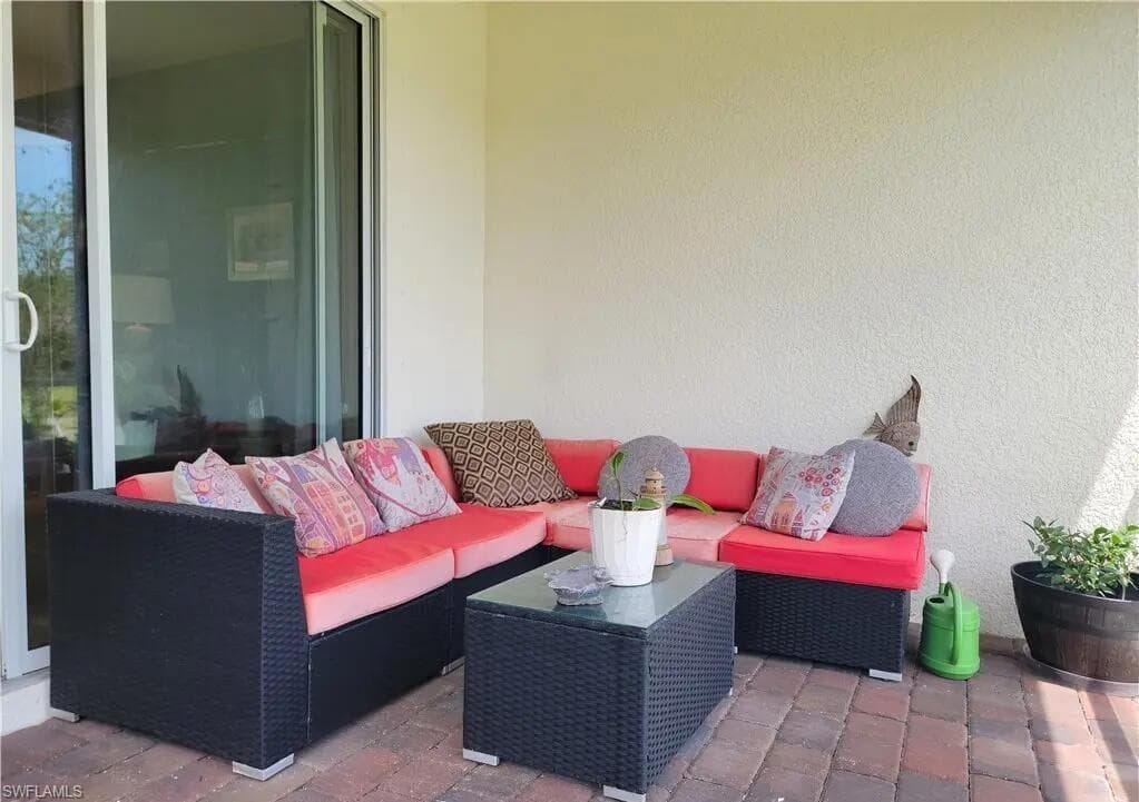 2190 Summersweet Dr, Alva, FL 33920-11