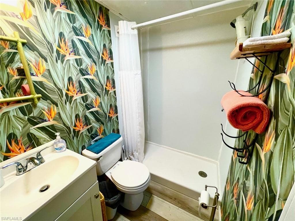 252 Daisy Ave, Fort Myers, FL 33908-11