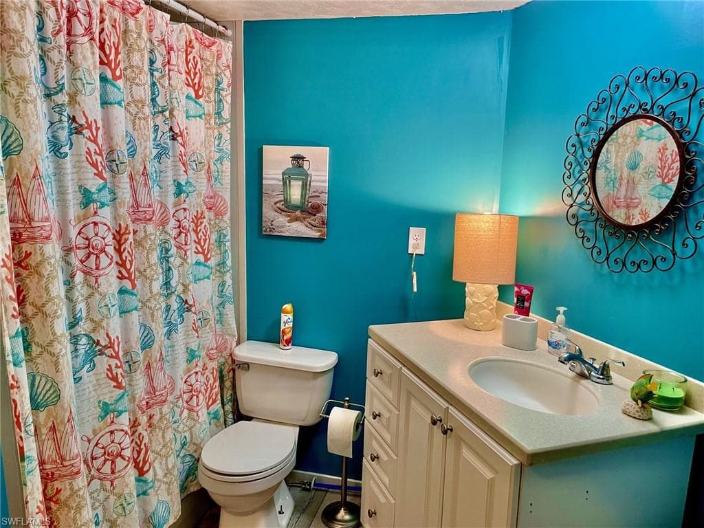 252 Daisy Ave, Fort Myers, FL 33908-13