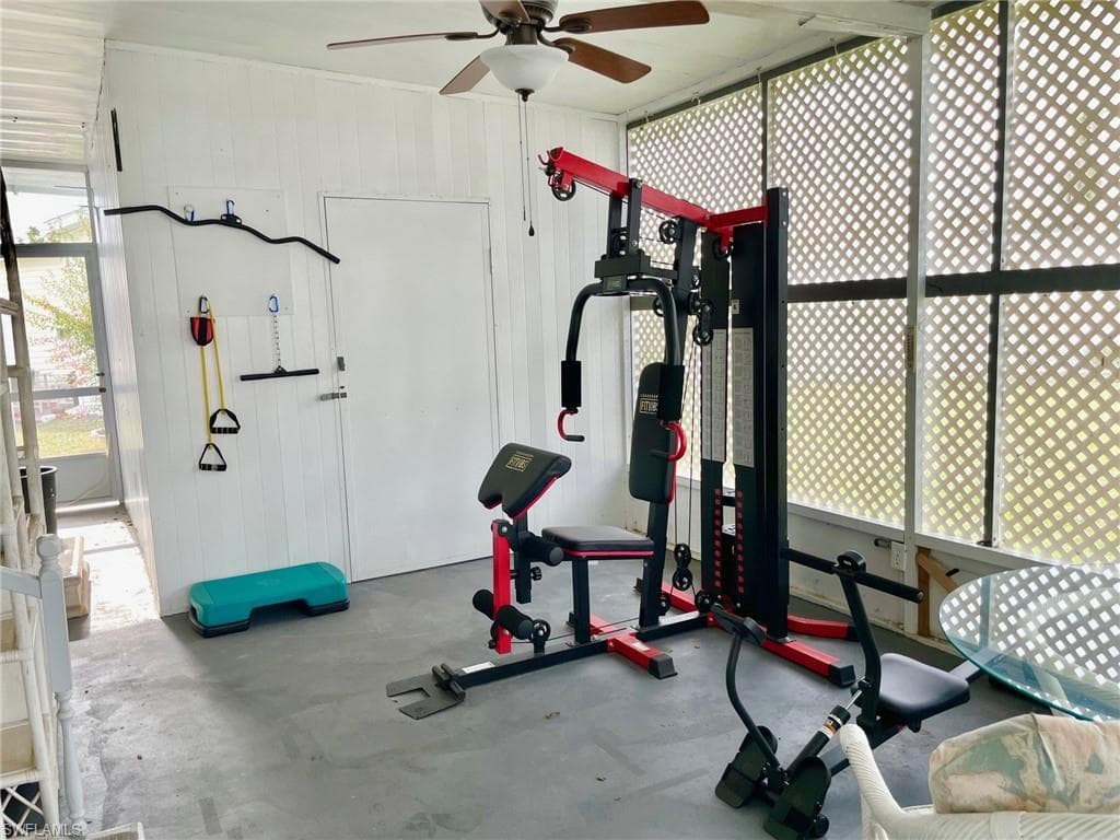 252 Daisy Ave, Fort Myers, FL 33908-14