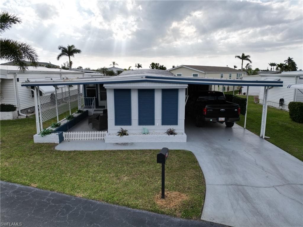 252 Daisy Ave, Fort Myers, FL 33908-1