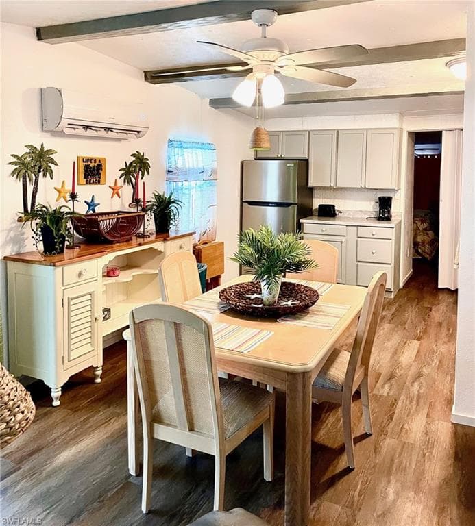 252 Daisy Ave, Fort Myers, FL 33908-6