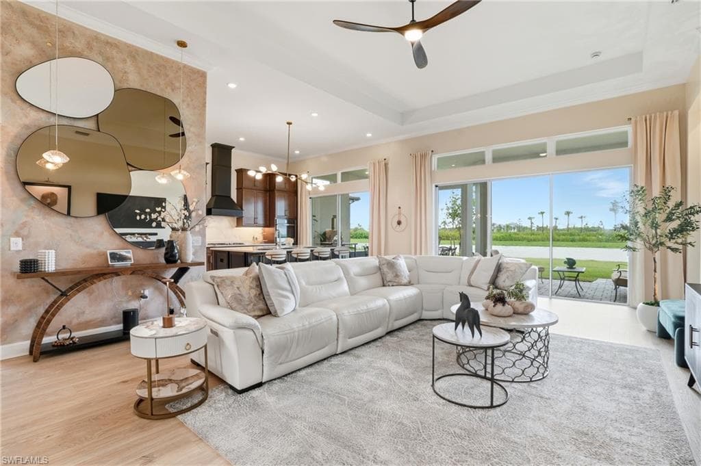 15445 Turin Dr, Naples, FL 34114-8