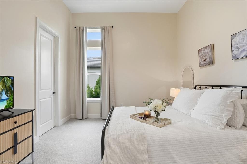 15445 Turin Dr, Naples, FL 34114-27