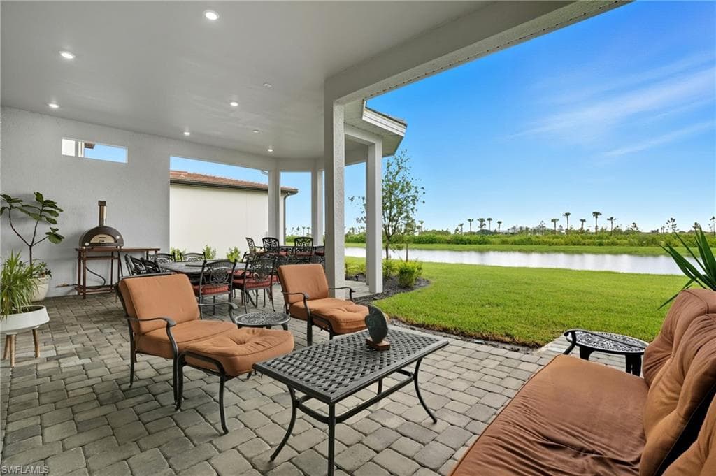 15445 Turin Dr, Naples, FL 34114-35