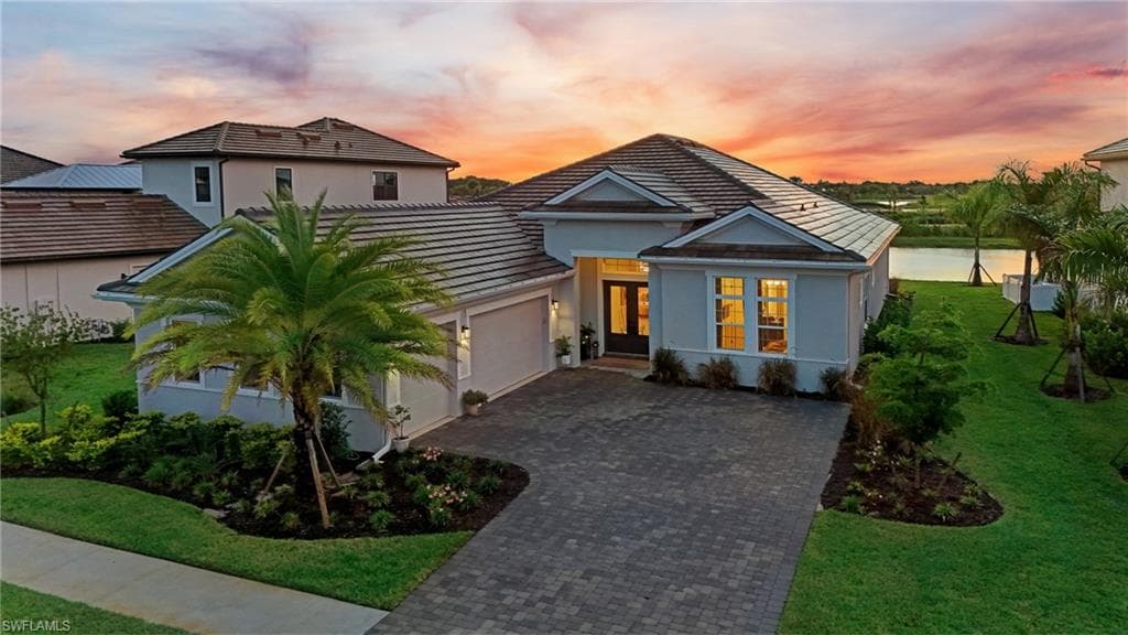 15445 Turin Dr, Naples, FL 34114-38