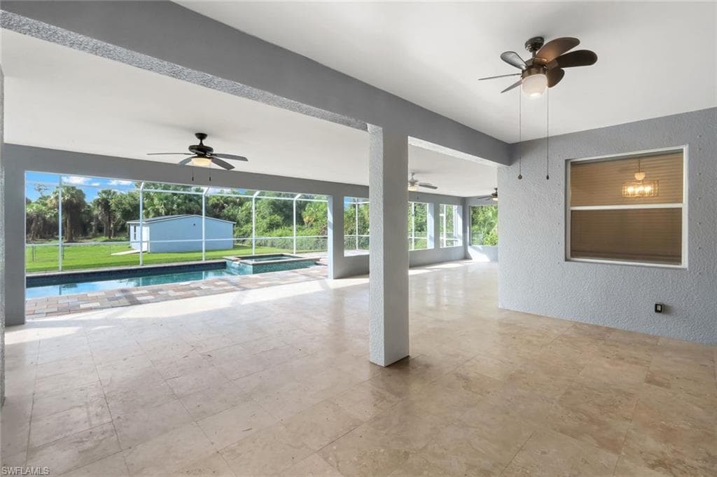 2180 12th Ave NE, Naples, FL 34120-28