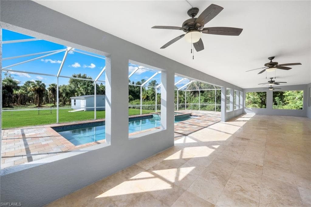 2180 12th Ave NE, Naples, FL 34120-29