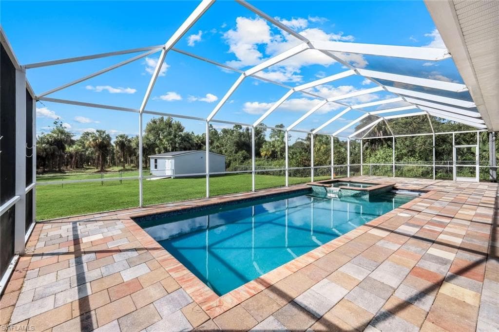 2180 12th Ave NE, Naples, FL 34120-2