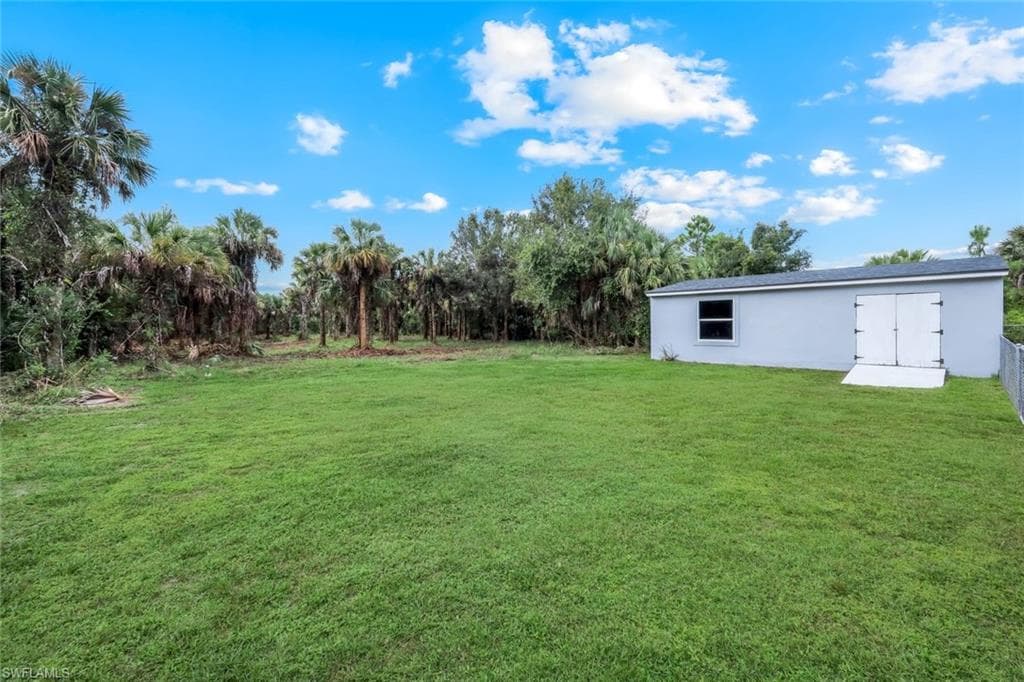 2180 12th Ave NE, Naples, FL 34120-38