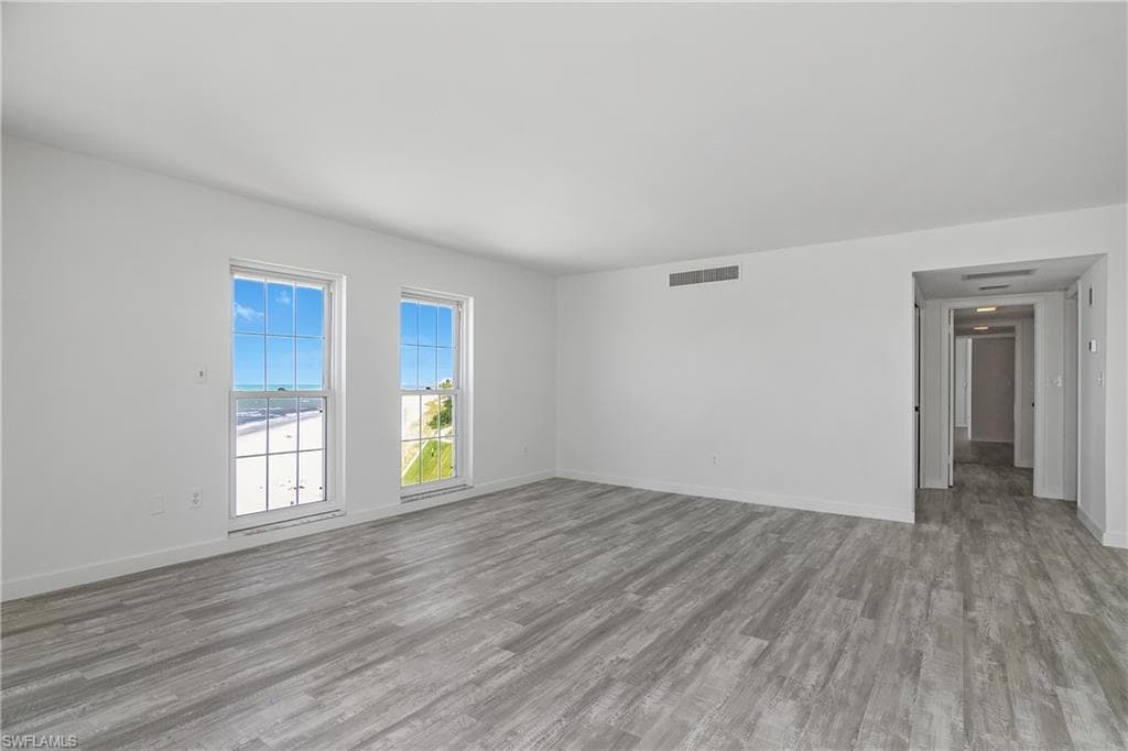 3483 Gulf Shore Blvd N 401, Naples, FL 34103-11