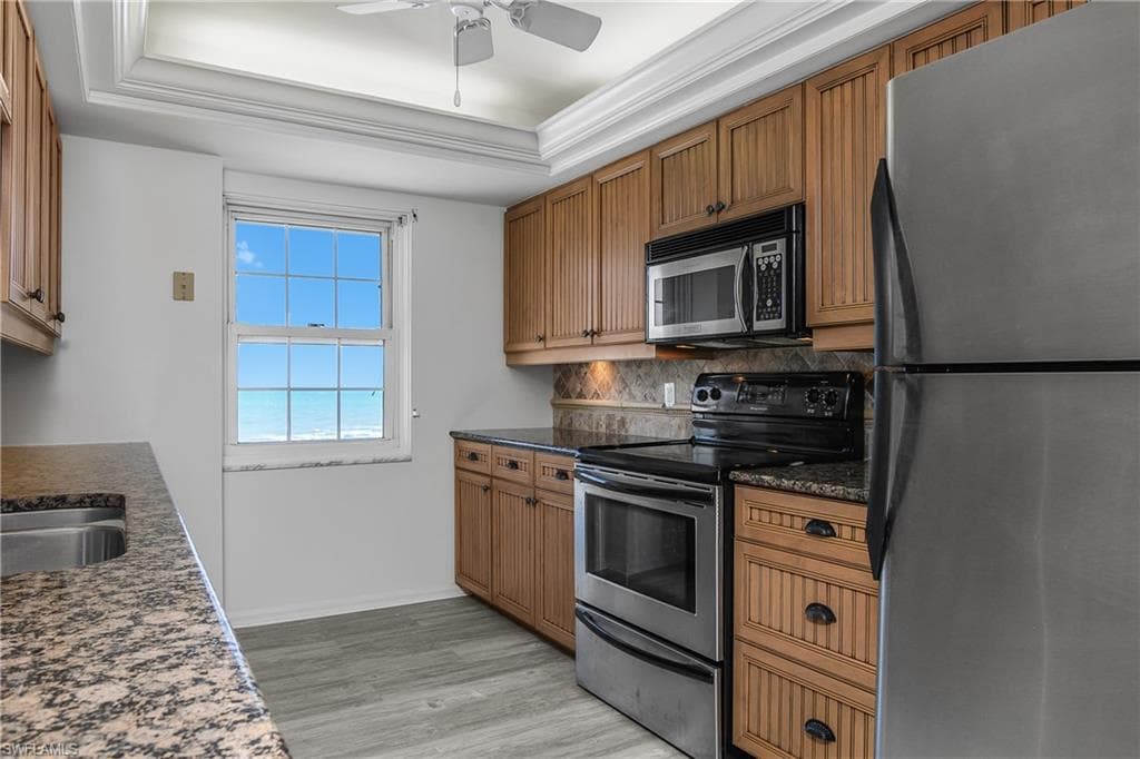 3483 Gulf Shore Blvd N 401, Naples, FL 34103-15