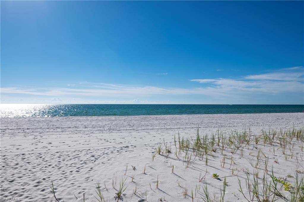 3483 Gulf Shore Blvd N 401, Naples, FL 34103-25