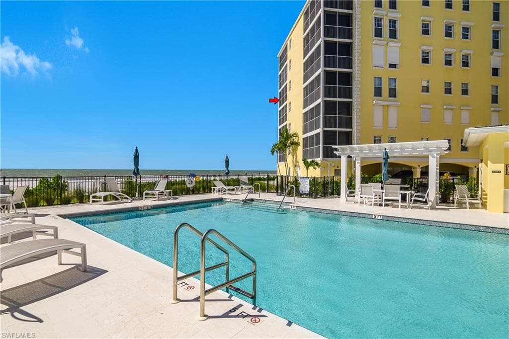 3483 Gulf Shore Blvd N 401, Naples, FL 34103-30