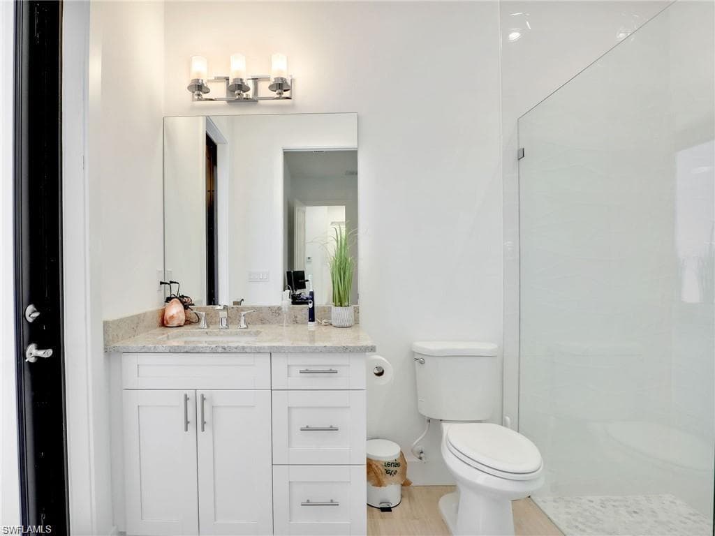 291 10th St SE, Naples, FL 34117-24